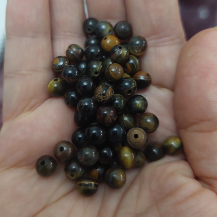 مهره سنگ چشم شاهین مات 6 میل اصل معدنی سوراخ دار