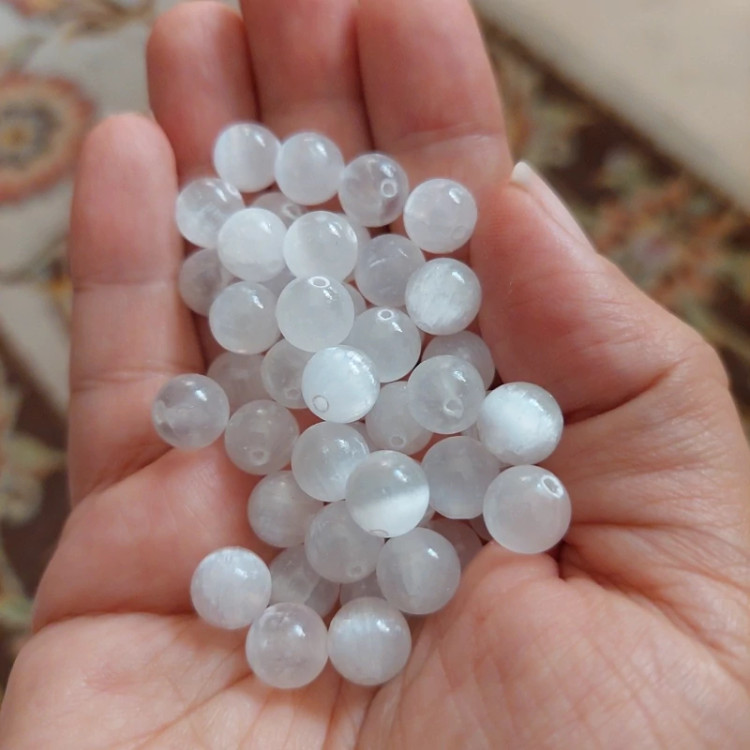 مهره سنگ سلنایت مراکش سایز 8 سنگ اصل درجه یک گوی سنگ طبیعی معدنی سوراخ دار