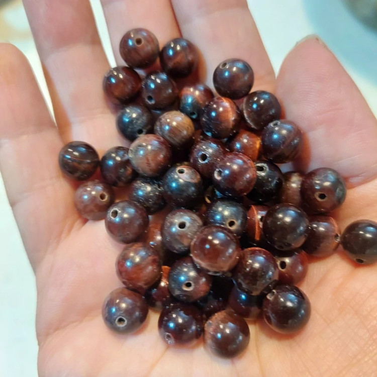 مهره سنگ چشم شاهین وارداتی پاکستان سایز 8سنگ سوراخ دار اصل با تلالویی بی نظیر