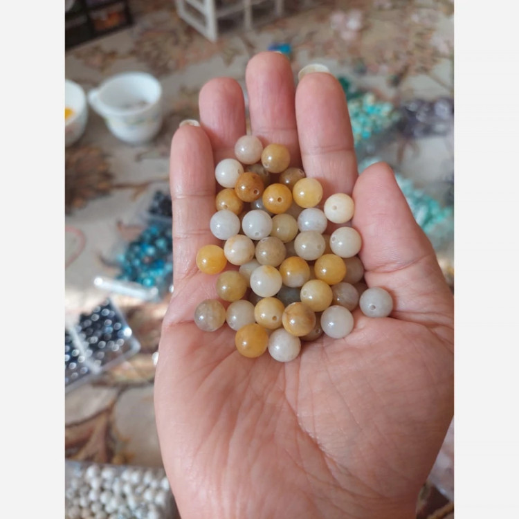 مهره سنگ کلسیت سوراخ دار سایز 8 درجه یک طبیعی