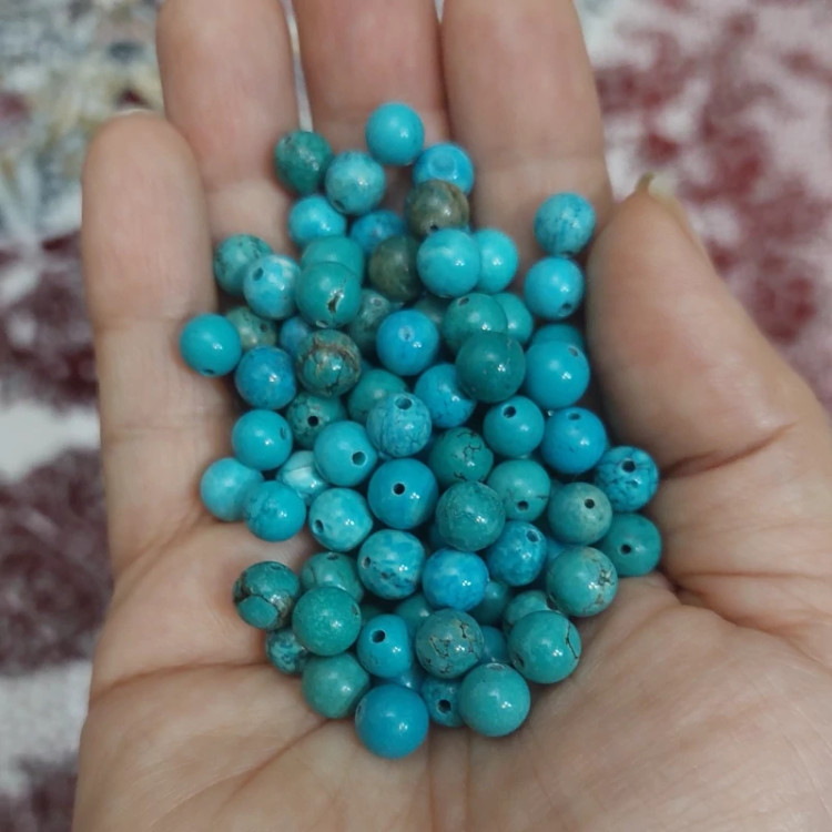 مهره سنگ فیروزه مصری آبی سایز 6 سوراخ دار سنگ اصل طبیعی درجه یک گوی