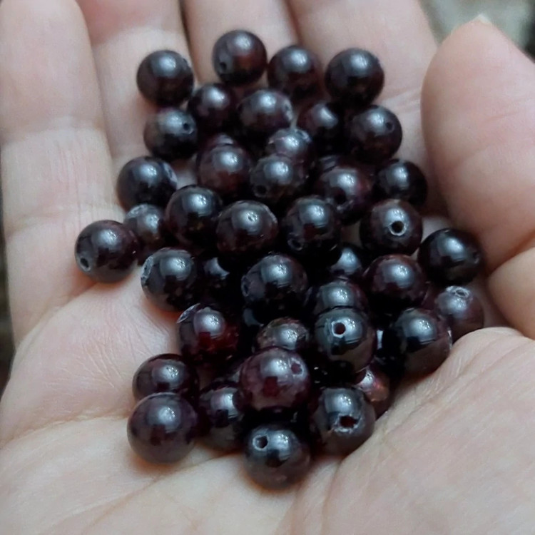 مهره سنگ گارنت سایز 6 سنگ اصل درجه یک سوراخ دار گوی