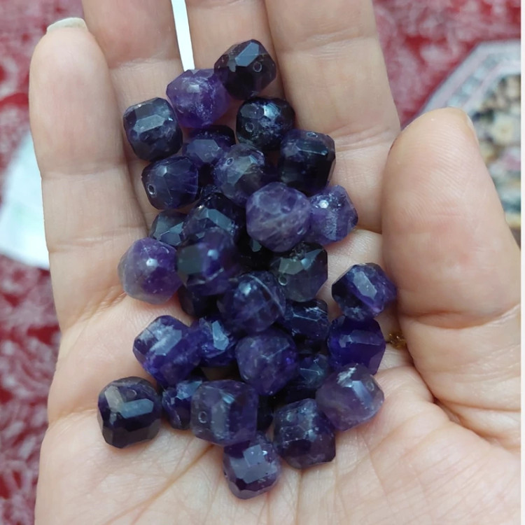مهره سنگ آمیتیست باکسی مربعی سایز 10 سوراخ دار سنگ اصل طبیعی