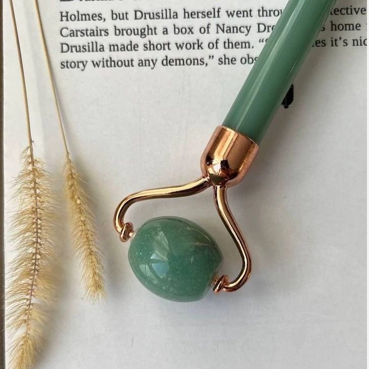 جیدرولر سنگ آونتورین اصل ماساژ ور صورت و گردن مناسب لیفت و ماساژ صورت و گردن