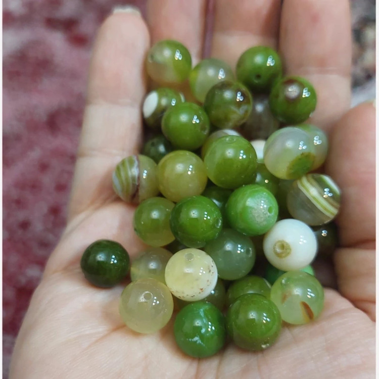 مهره سنگ عقیق سلیمانی سبز روشن سه بعدی سایز 10 سوراخ دار سنگ اصل طبیعی
