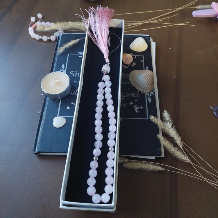 تسبیح سنگ رزکوارتز اصل سایز 8 ساخته شده با حدید ونخ درجه یک