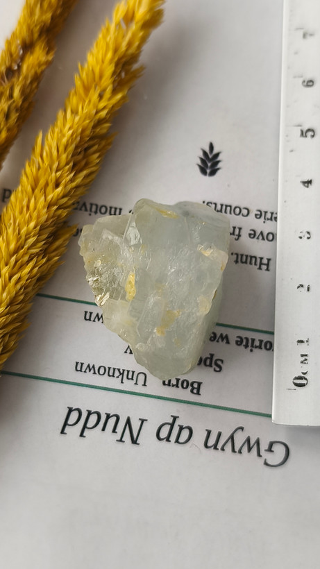 سنگ آکوامارین تراش نخورده ۲۰گرم سنگ اصل طبیعی معدنی کلکسیونی