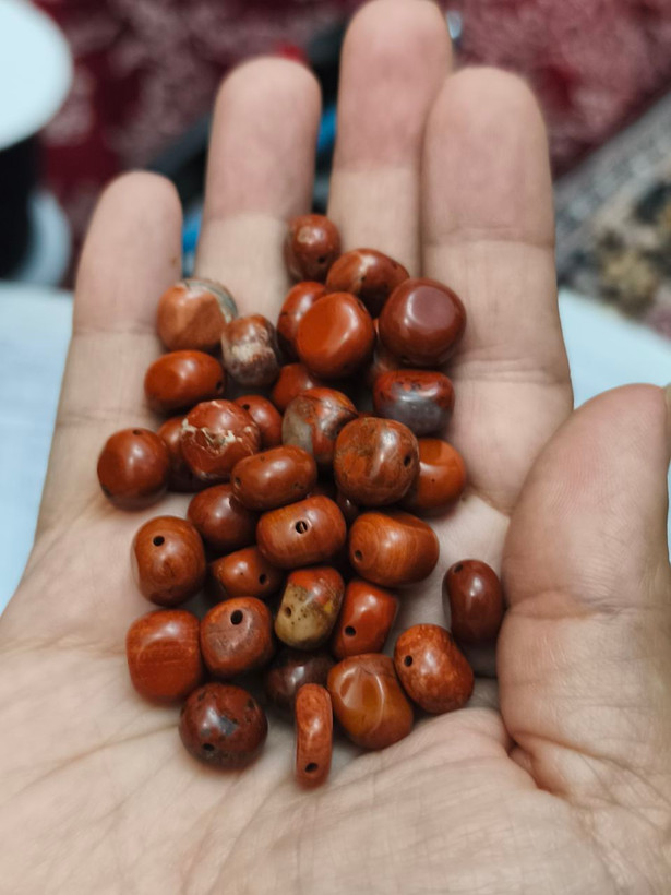 مهره تامبل جاسپر قرمز اصل طبیعی سوراخ دار