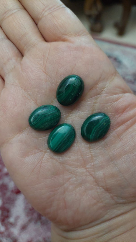نگین مالاکیت بیضی اصل کنگو طبیعی معدنی ۲تا۲ونیم گرم