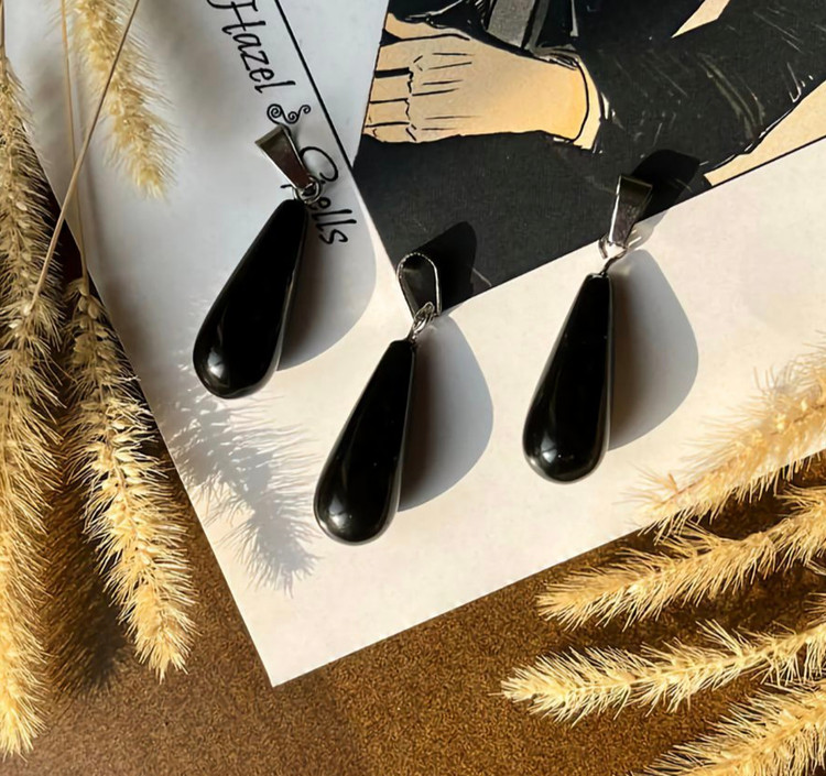 گردنبند اونیکس سیاه دوکی اشکی با زنجیر استیل اصل طبیعی