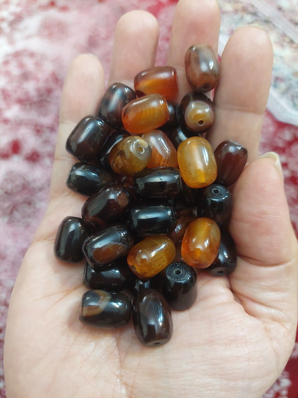 مهره سنک عقیق سلیمانی استوانه ای سوراخ دار اصل معدنی