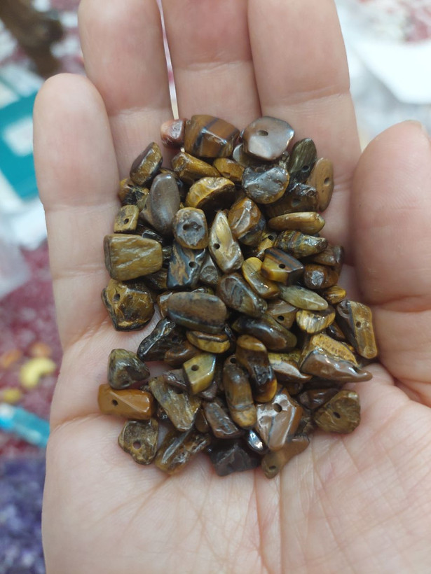مهره سنگ چشم ببر چیپسی پاکستان دفرمه تراش نخورده درجه یک طبیعی سوراخ دار