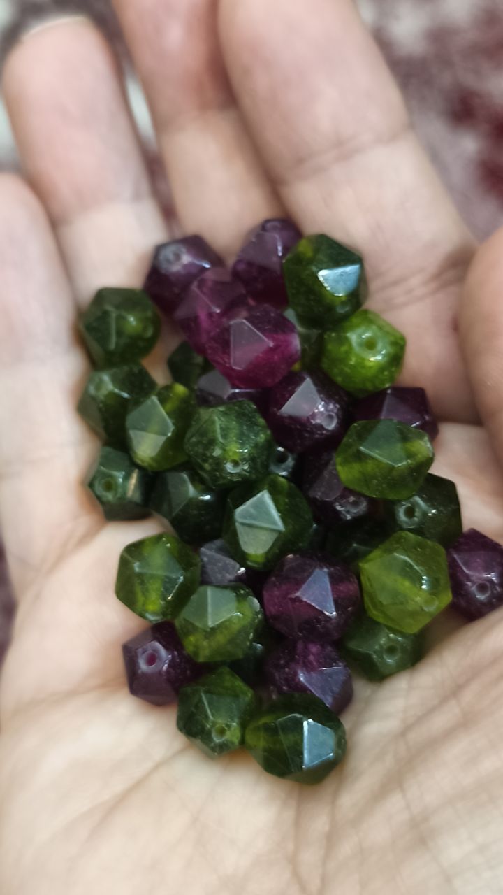 مهره جید طرح تورمالین مولتی کالر ۱۰میل تراش استار اصل معدنی یوراخ دار