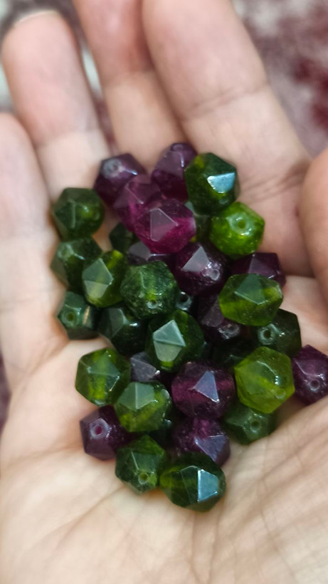 مهره جید طرح تورمالین مولتی کالر ۱۰میل تراش استار اصل معدنی یوراخ دار