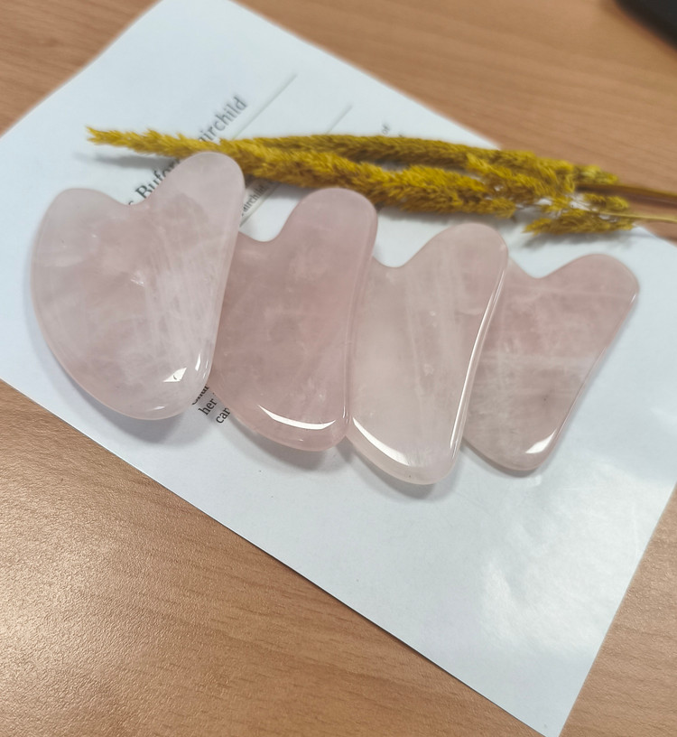 گواشا سنگ رزکوارتز اصل طبیعی ماساژور صورت و گردن