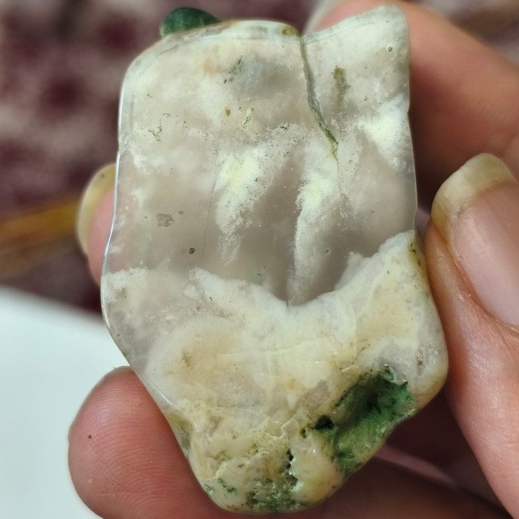 سنگ عقیق خزه ای تراش خورده ۲۵.۱۲ گرم اصل معدنی طبیعی