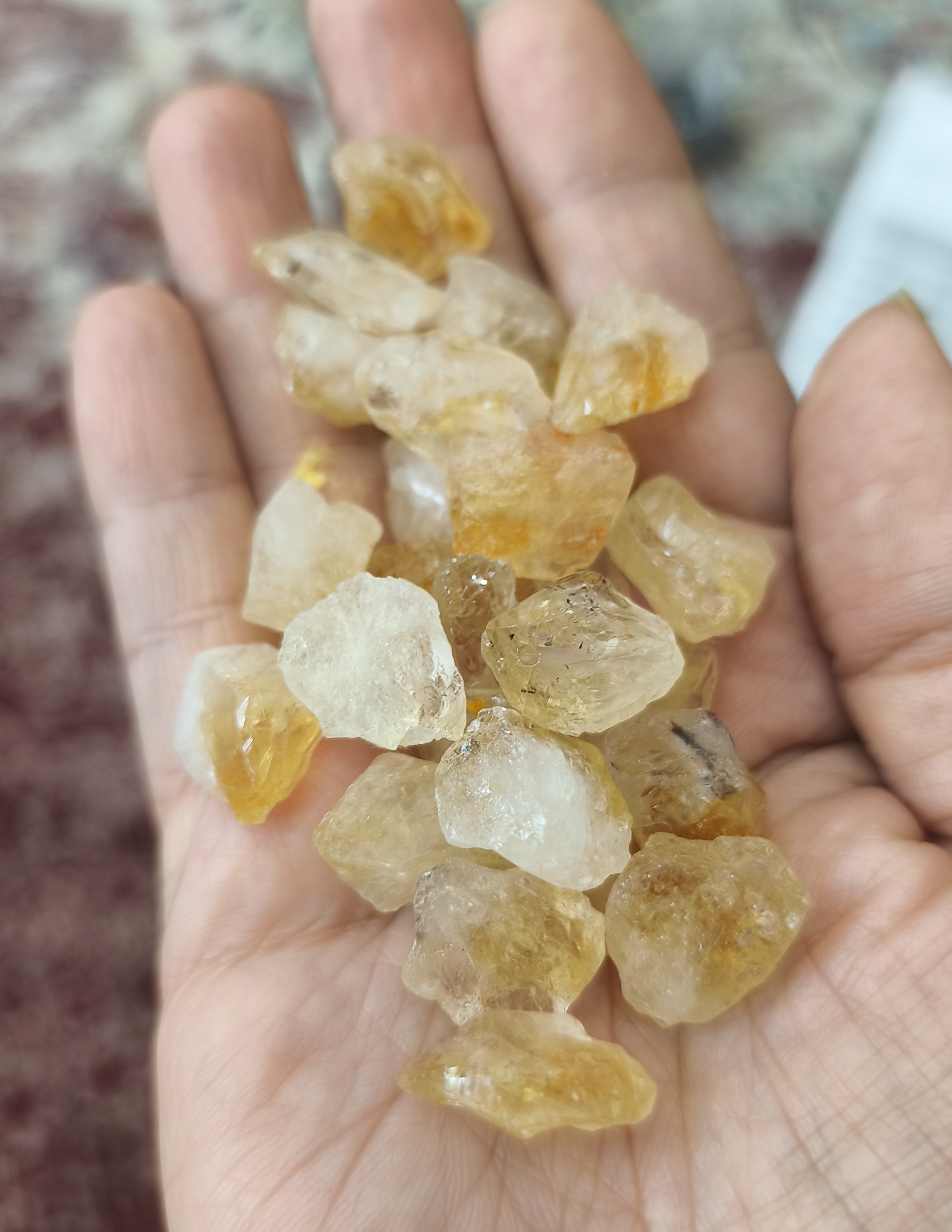 سیترین برزیلی راف تراش نخورده سوراخ دار اصل معدنی