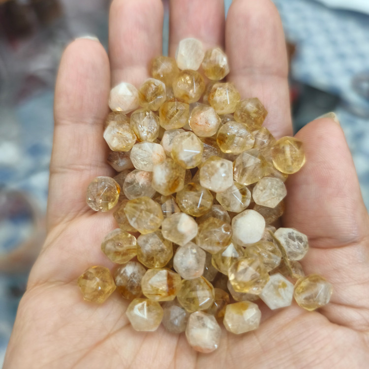 مهره سنگ سیترین برزیلی تراش استار ۸میل اصل معدنی سوراخ دار