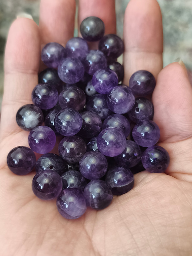 مهره سنگ آمیتیست برزیلی 10میل اصل معدنی سوراخ دار