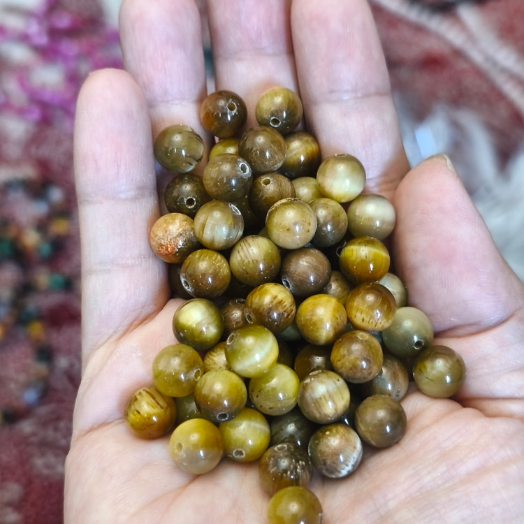 مهره سنگ چشم ببر عسلی آفریقایی ۸میل اصل معدنی سوراخ دار درجه یک