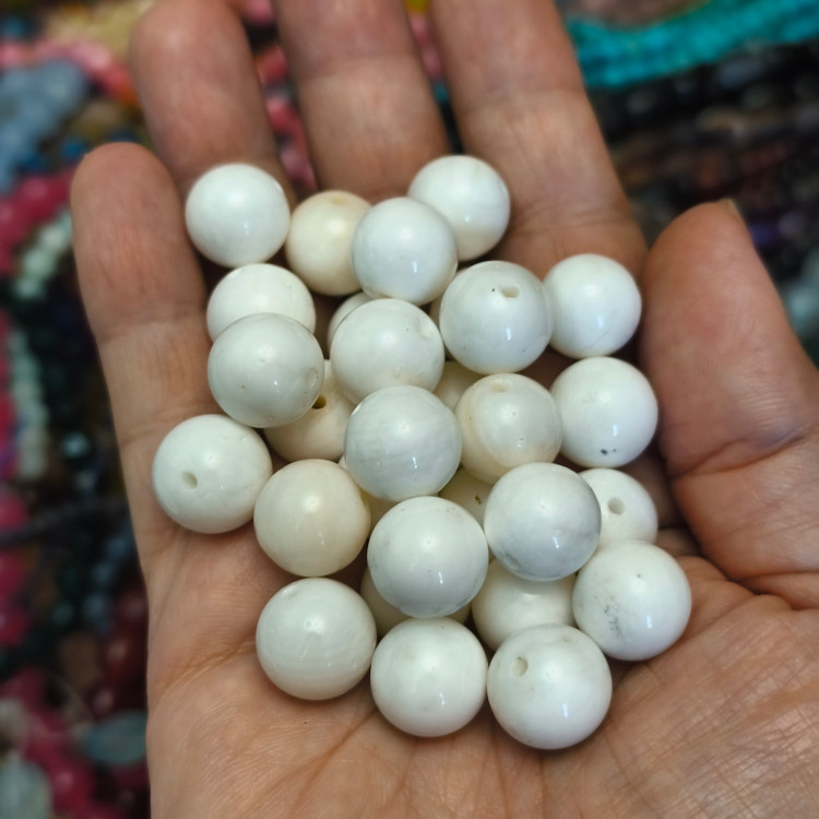 مهره صدف اصل طبیعی ۱۲میل سوراخ دار