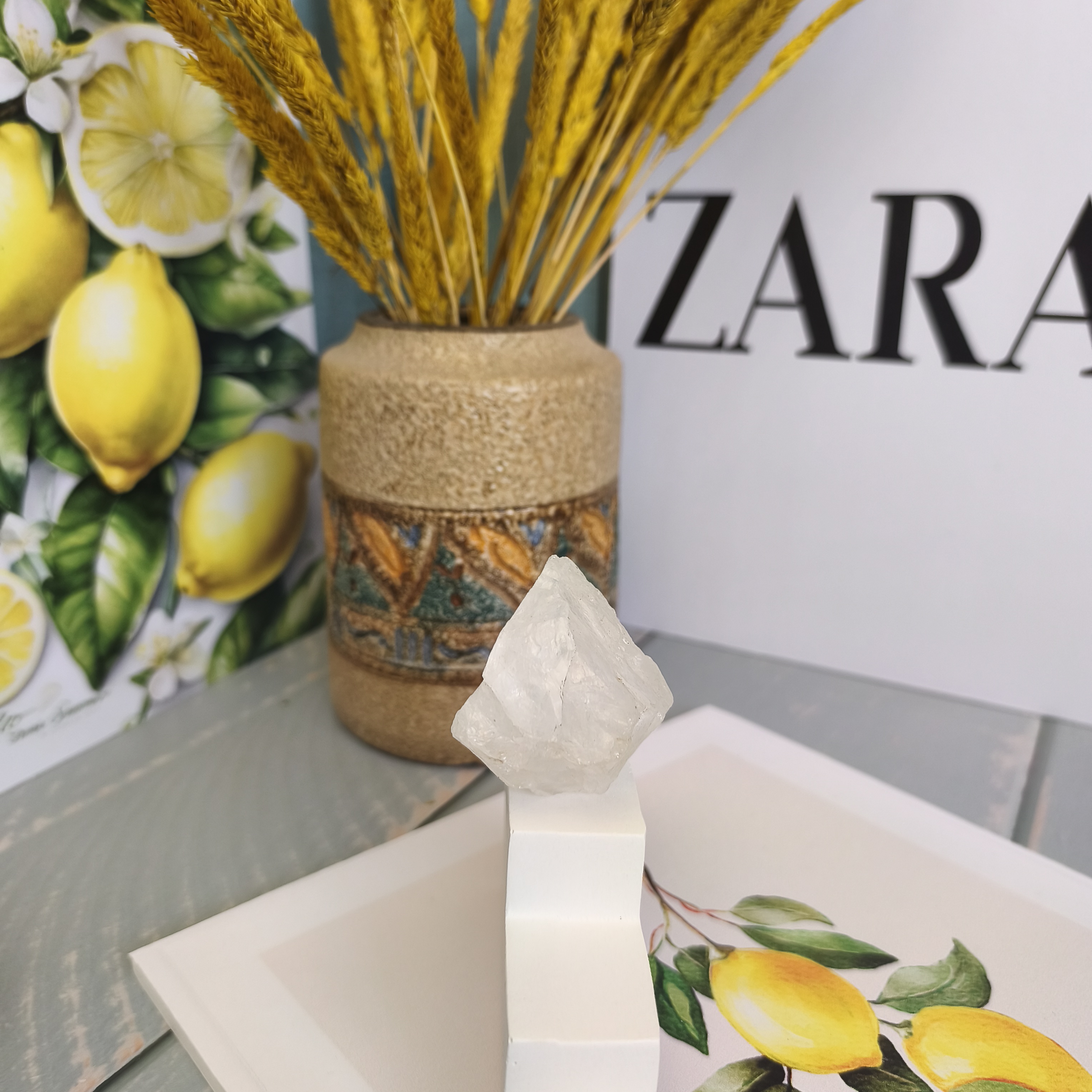 سنگ کریستال کوارتز شفاف تراش نخورده 67.25گرم اصل معدنی کلکسیونی