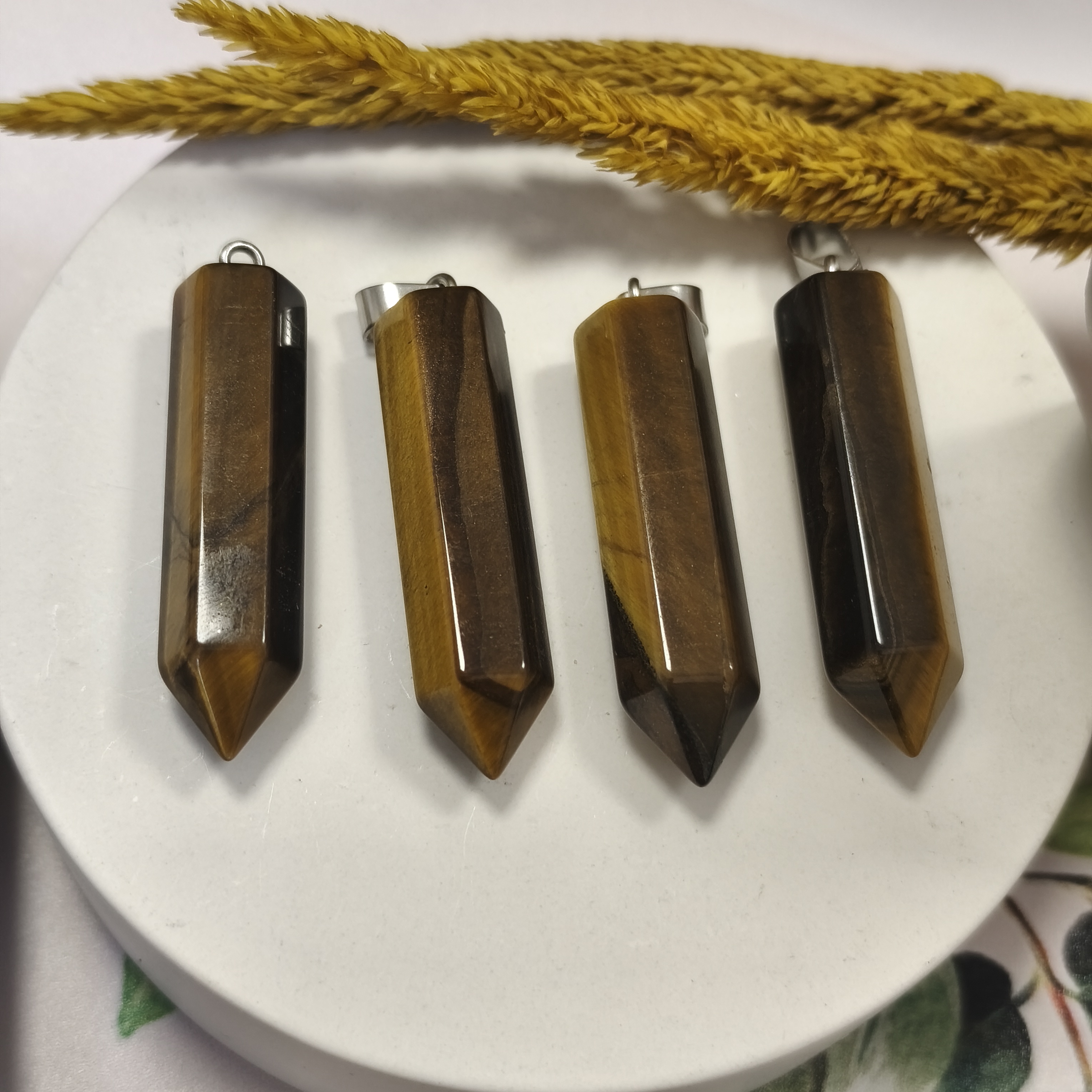 گردنبند سنگ چشم ببر منشوری اصل معدنی با زنجیر استیل