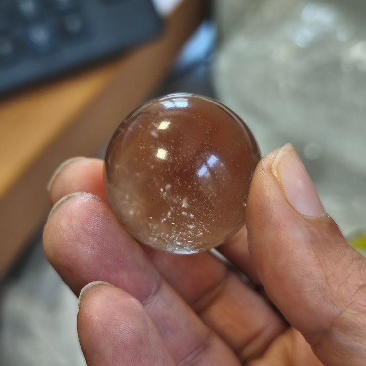 گوی سنگ کریستال کوارتز شفاف 33.99اصل معدنی کلکسیونی3سانت