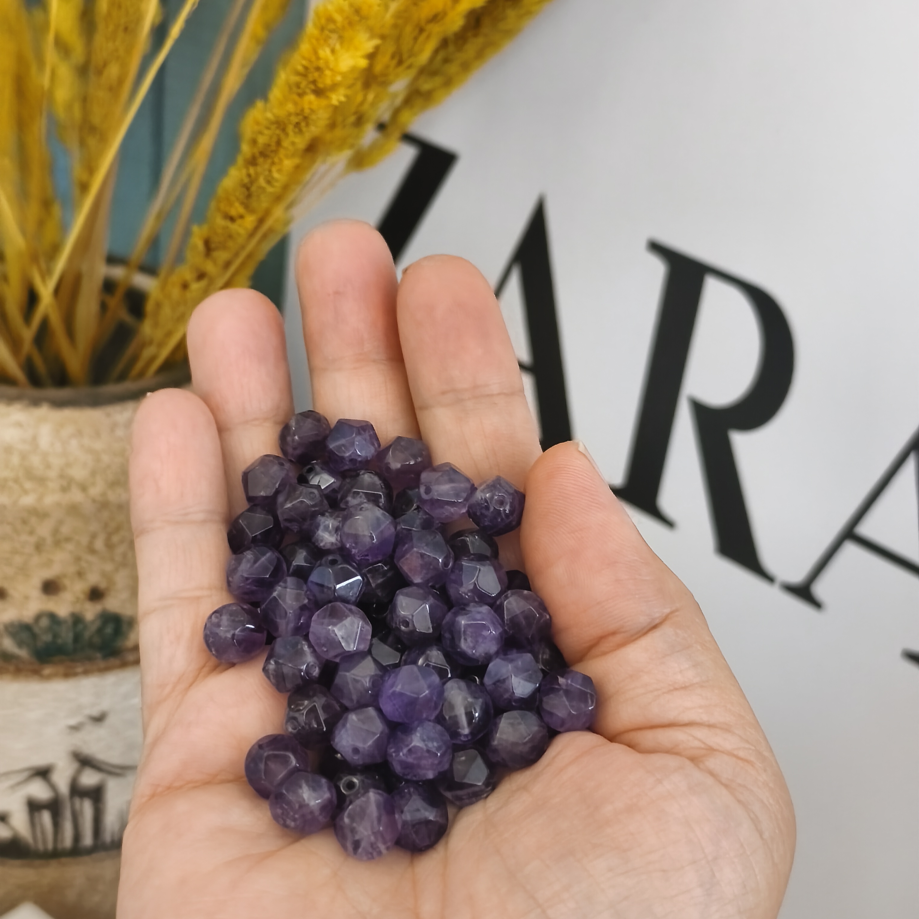 مهره سنگ‌آمیتیست برزیلی تراش استار ۸میل اصل معدنی دو‌طرف سوراخ دار