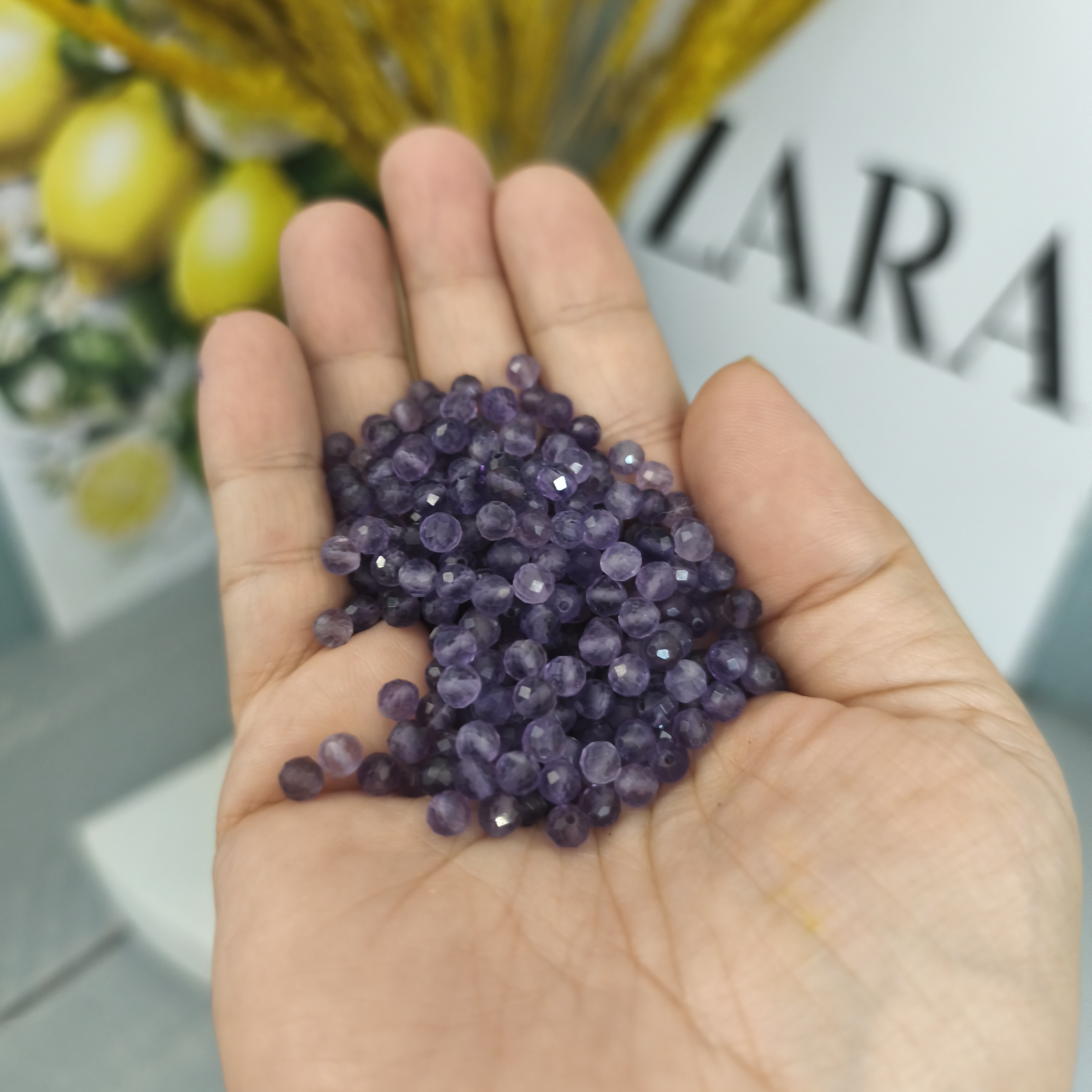 مهره سنگ آمیتیست 4میل تراش جواهری اصل معدنی سوراخ دار
