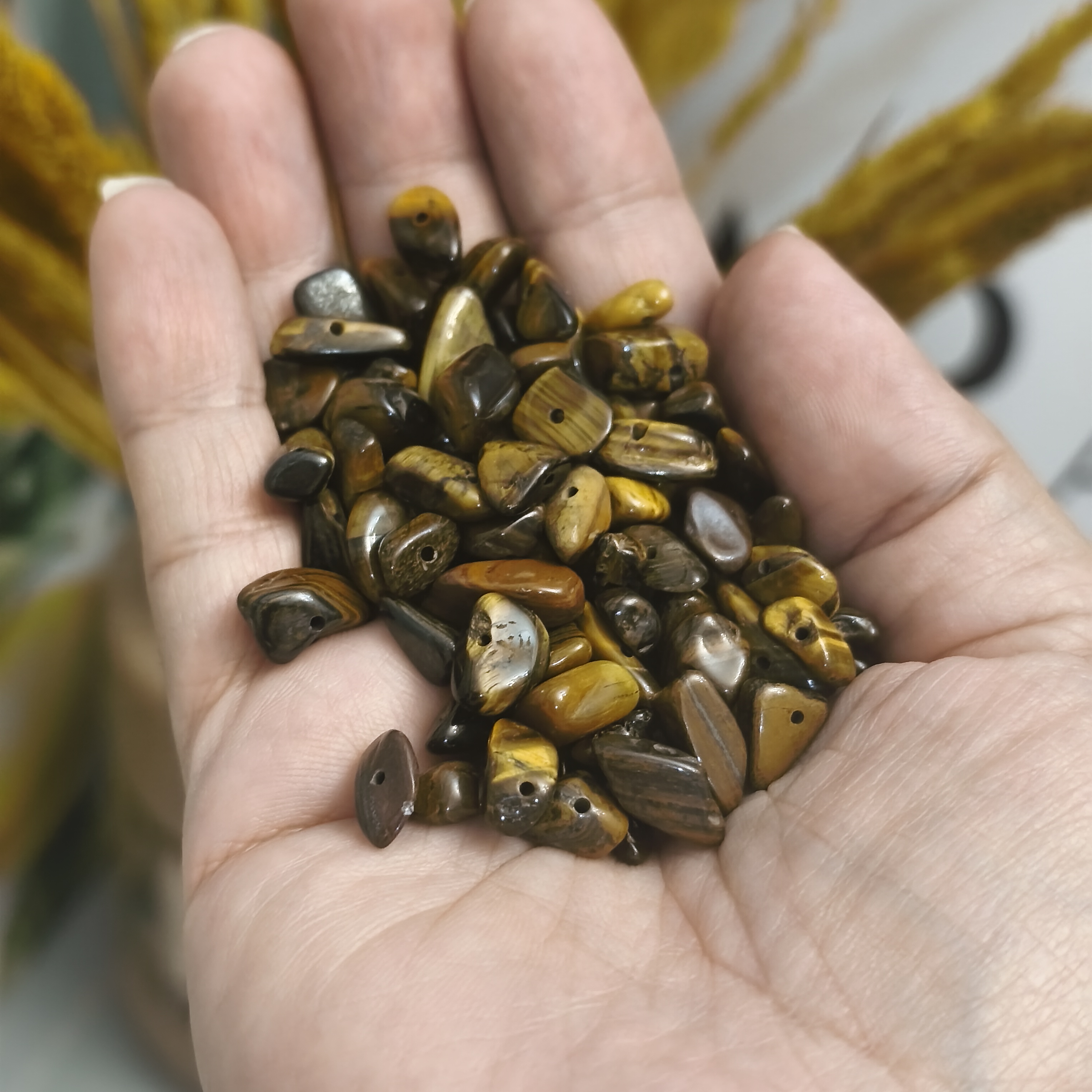 مهره سنگ چشم ببر چیپسی پاکستان دفرمه تراش نخورده درجه یک طبیعی سوراخ دار