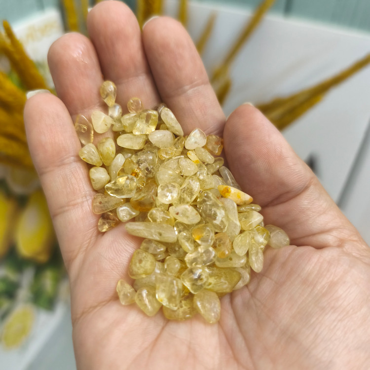 مهره سنگ سیترین چیپسی برزیلی دفرمه تراش نخورده سنگ اصل درجه یک
