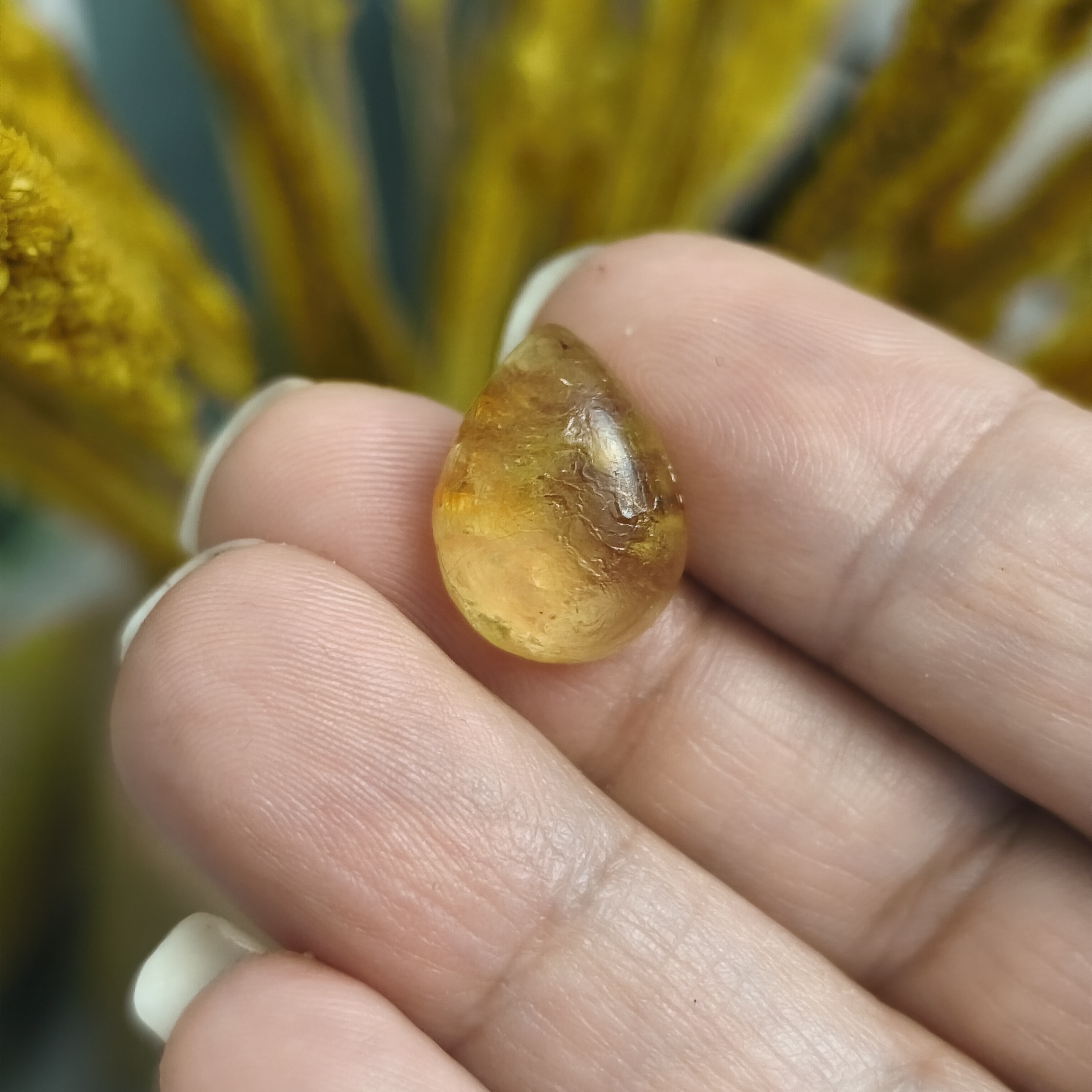 نگین کهربا لهستان0.60گرم